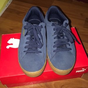 Puma Vikky Platform size 7.5